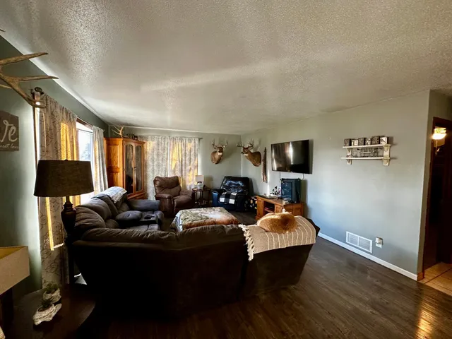 $210,000 | 201 North 3rd Street, Canton, MN 55922