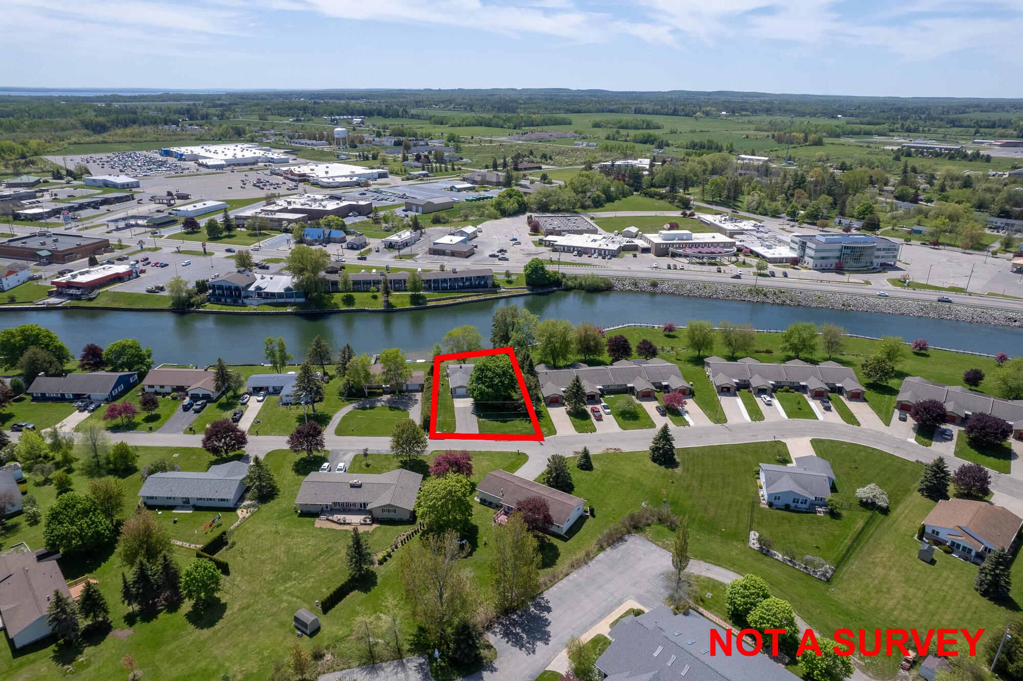 170 Riverside Drive Cheboygan, MI 49721 - Photo 49 of 67 Gallery Image 49