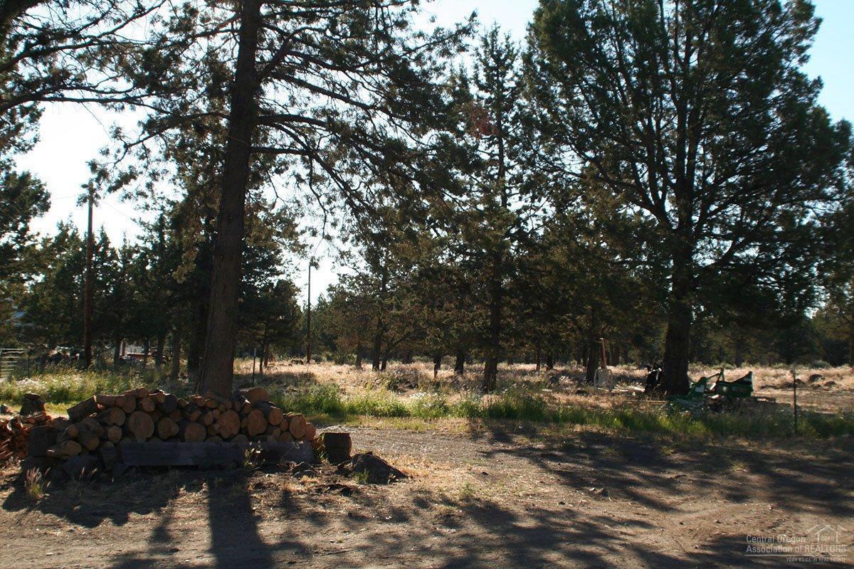 18433 Pinehurst Road Bend, OR 97703 - Photo 8 of 11 Additional Photo