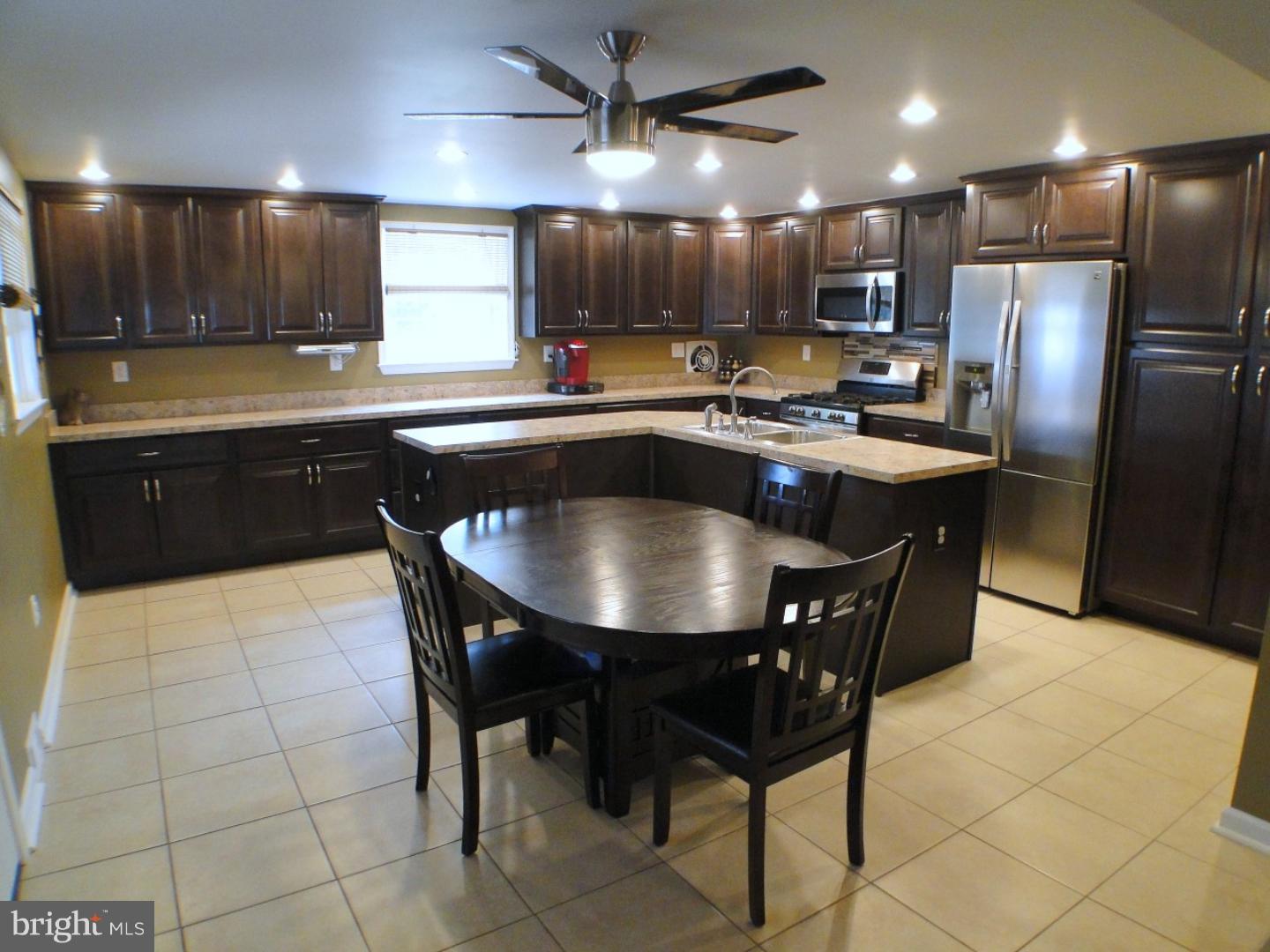 1404 Grace Road Swarthmore, PA 19081 - Photo 3 of 25 Kitchen