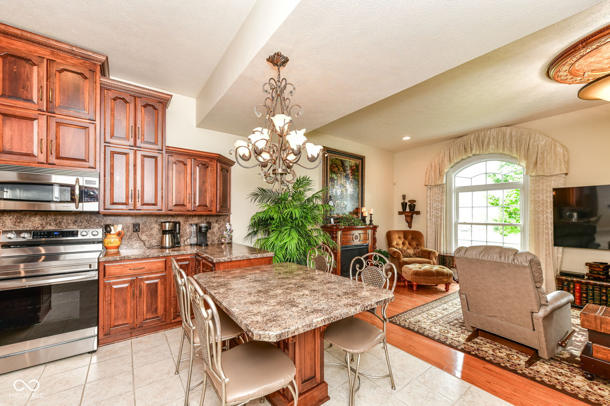 5264 Rocklane Road Greenwood, IN 46143 - Photo 14 of 69
