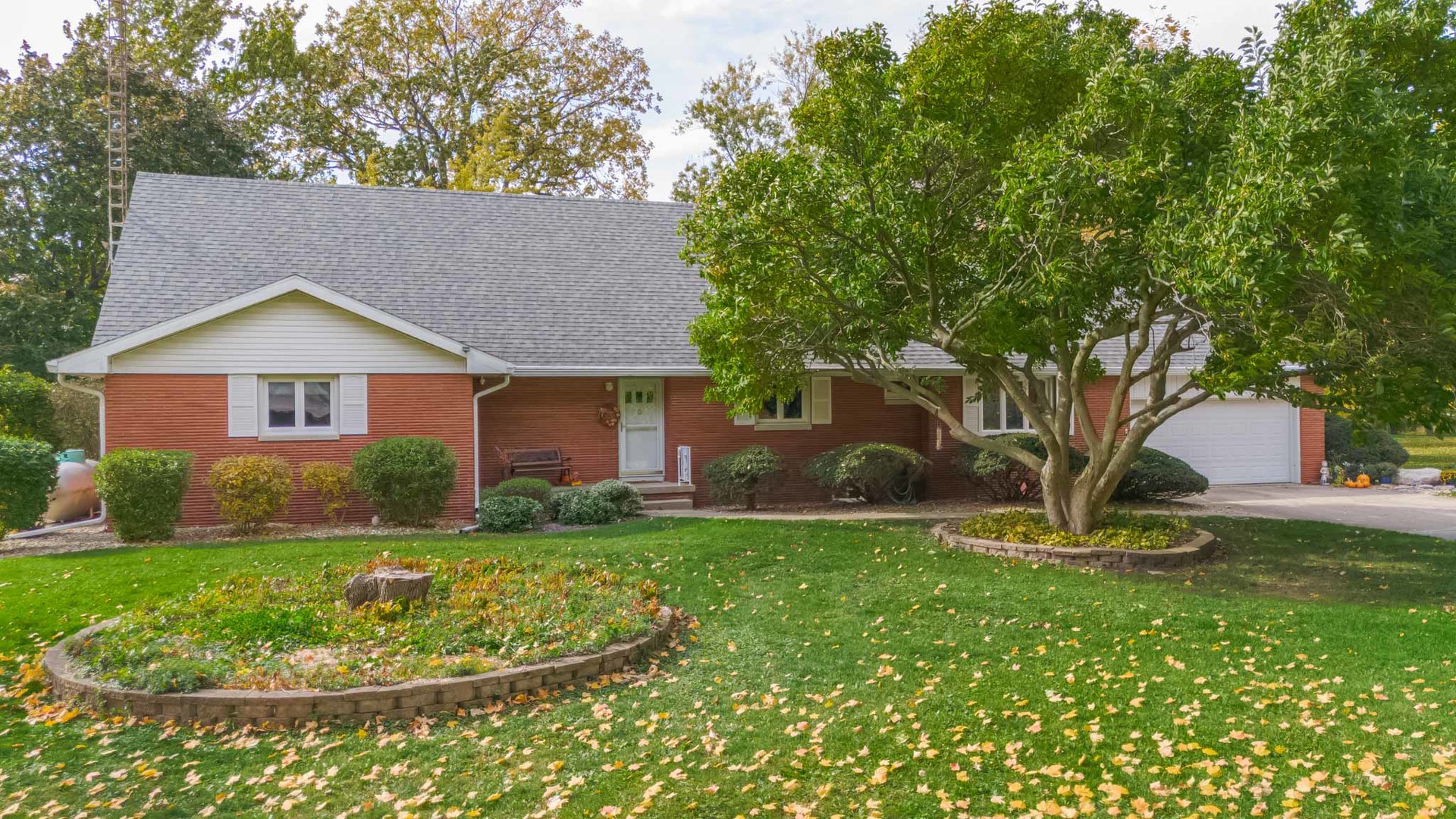 10658 East 1700 N Road Pontiac, IL 61764 - Photo 6 of 60 Gallery Image 6