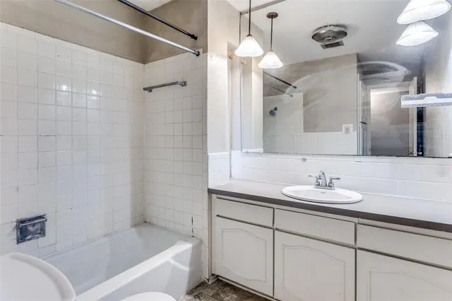 $1,500 | 3828 West 7th Street, Unit 6, Fort Worth, TX 76107