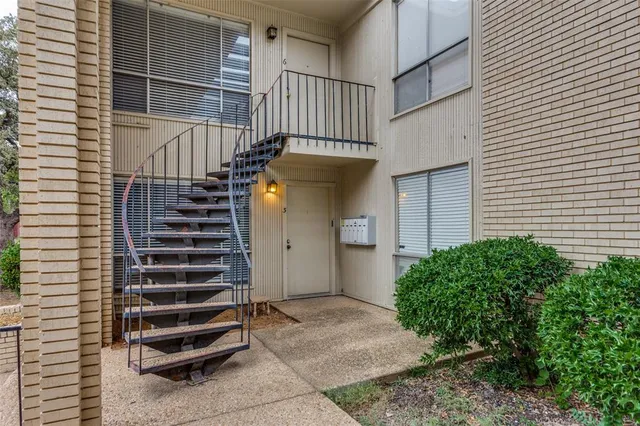 $1,500 | 3828 West 7th Street, Unit 6, Fort Worth, TX 76107