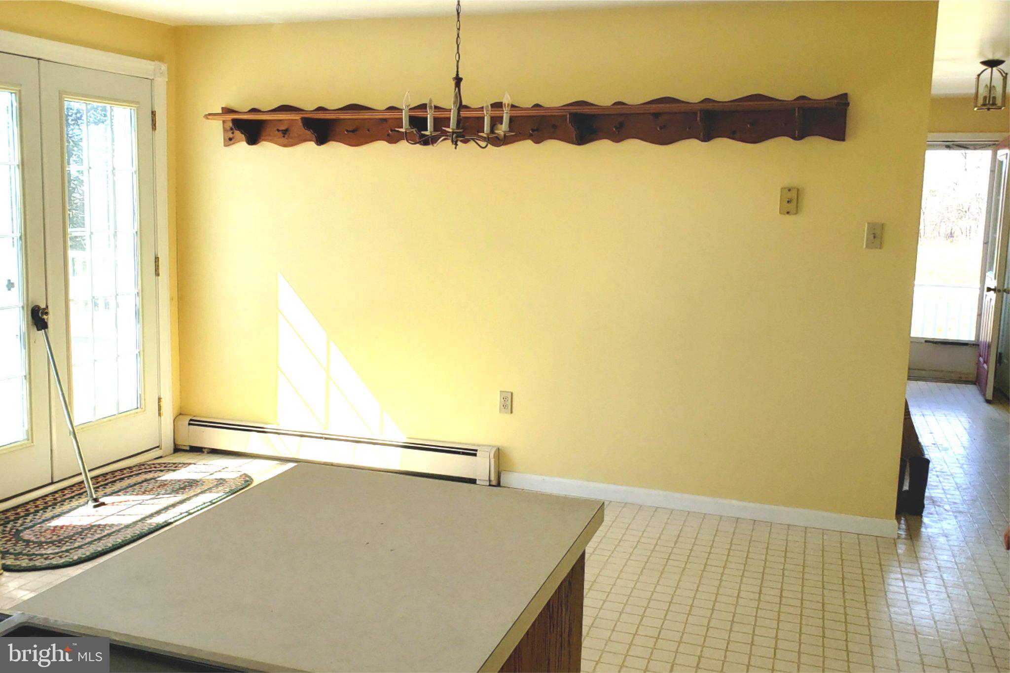 172 Street Road Oxford, PA 19363 - Photo 6 of 13 Bright and airy kitchen space.