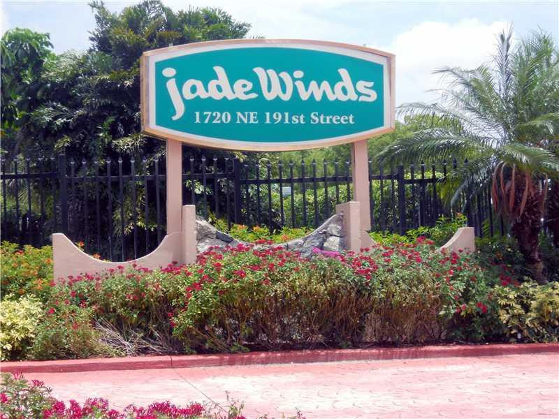 1670 Northeast 191st Street, Unit 4063 Miami, FL 33179 - Photo 2 of 7 Exterior Front