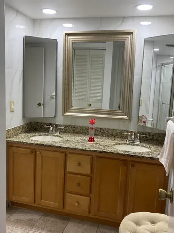 $289,750 | 1674 Forest Lakes Circle, Unit A, West Palm Beach, FL 33406