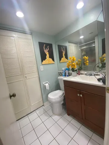 $289,750 | 1674 Forest Lakes Circle, Unit A, West Palm Beach, FL 33406