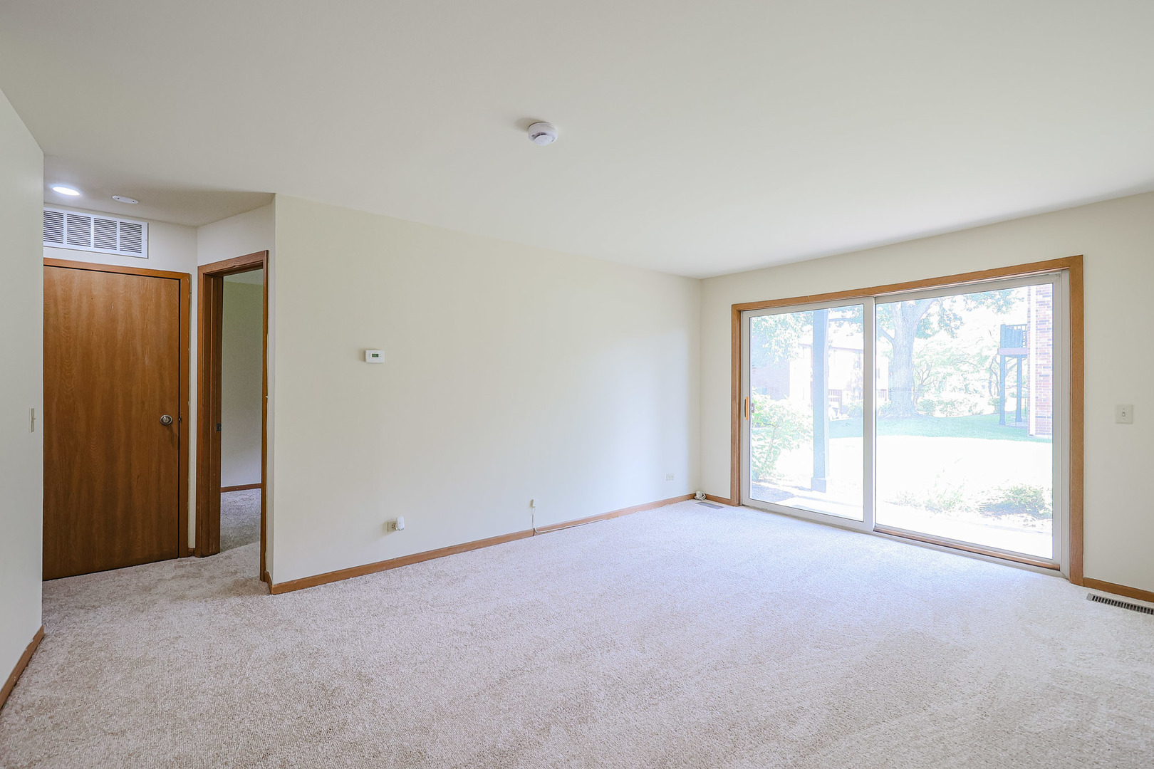 1340 McDowell Road, Unit 104 Naperville, IL 60563 - Photo 8 of 31 Gallery Image 8