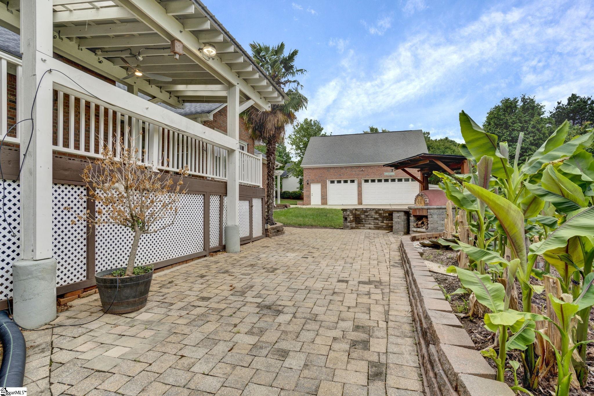 506 Silver Ridge Drive Greer, SC 29651 - Photo 33 of 41 Gallery Image 33