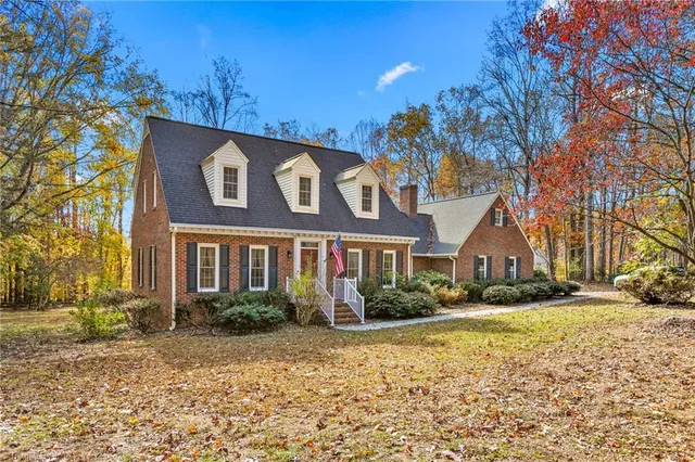 $550,000 | 4813 Carlson Valley Road, Summerfield, NC 27358