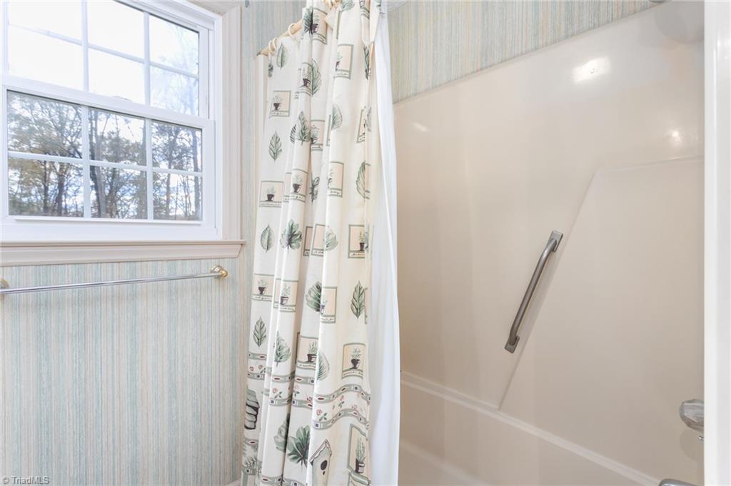 4813 Carlson Valley Road Summerfield, NC 27358 - Photo 32 of 46 2nd Floor Full Bathroom (View 2)