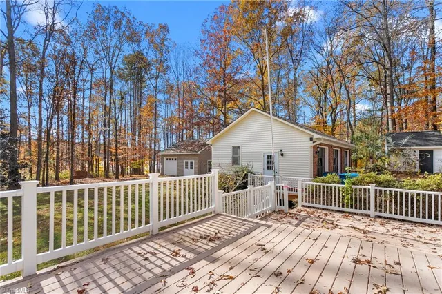 $550,000 | 4813 Carlson Valley Road, Summerfield, NC 27358