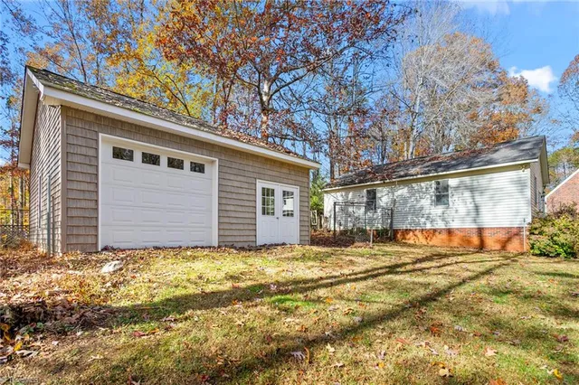 $550,000 | 4813 Carlson Valley Road, Summerfield, NC 27358