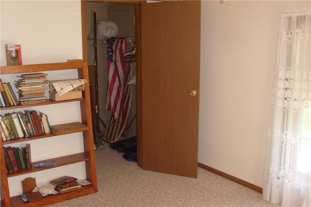 3289 Old Springfield Road Springfield, OH 45502 - Photo 18 of 35
