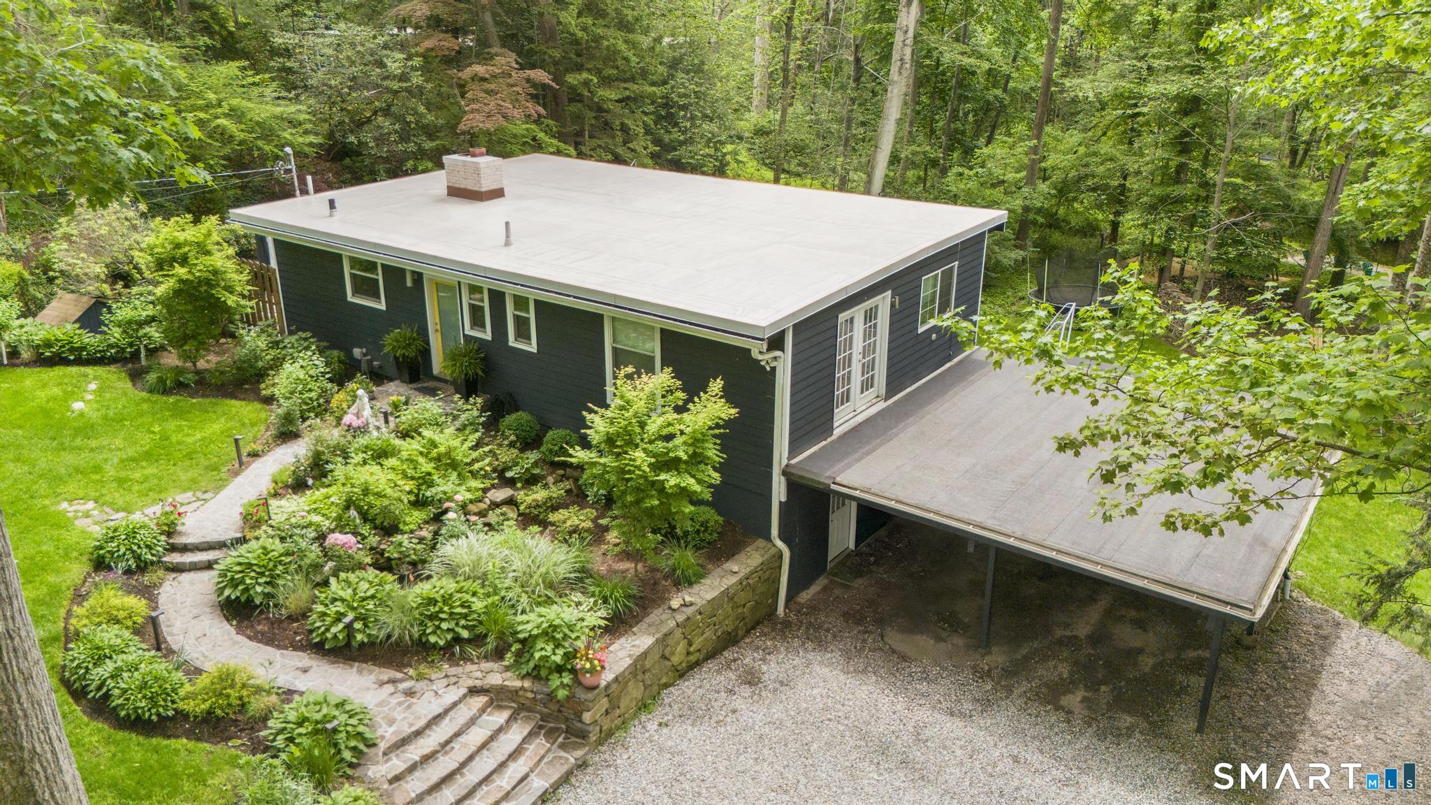 13 Alewives Road Norwalk, CT 06850 - Photo 6 of 40