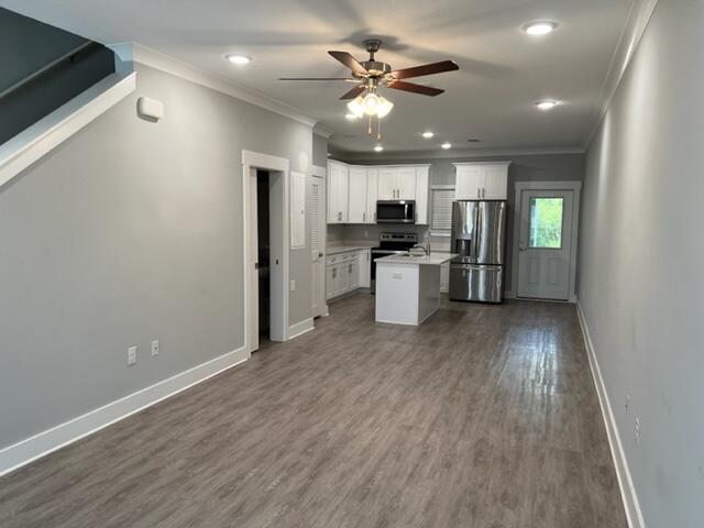 318 North Sand Palm Road Freeport, FL 32439 - Photo 4 of 14 IMG_4765