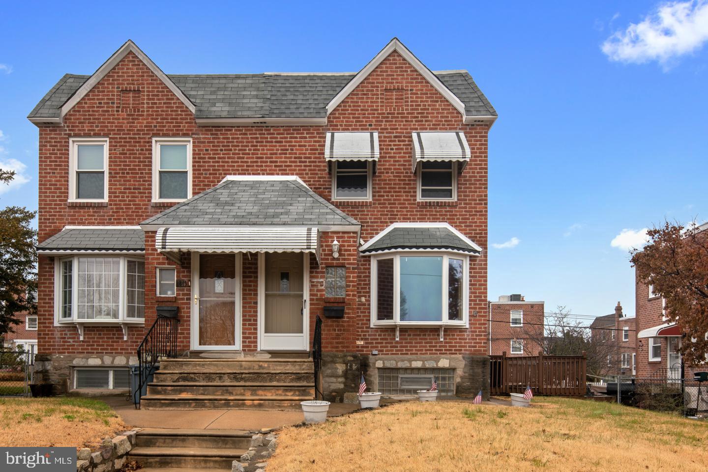 851 Medway Road Philadelphia, PA 19115 - Photo 2 of 23