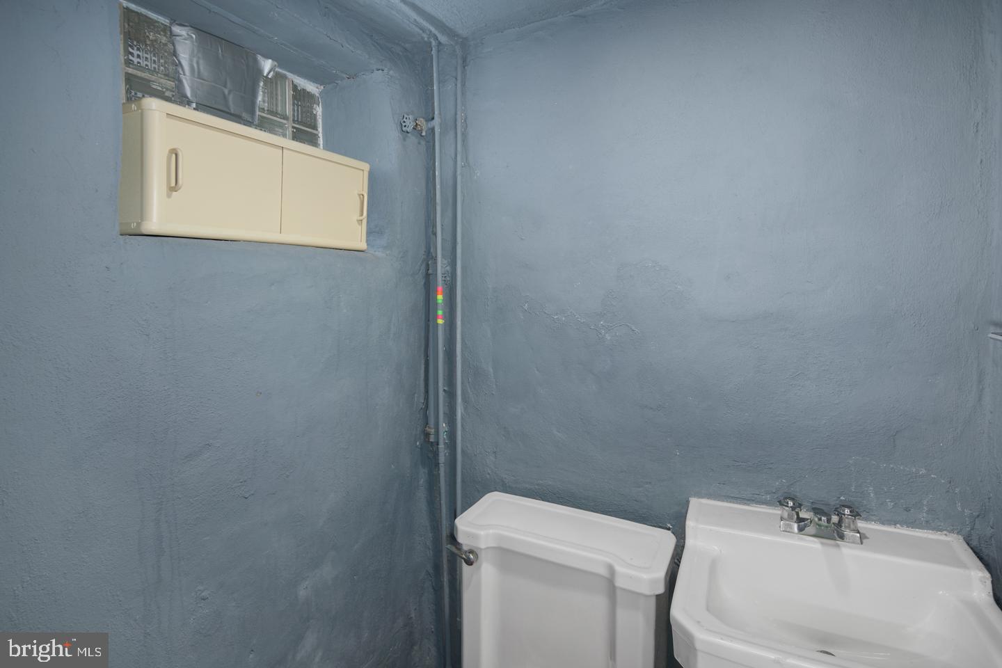 851 Medway Road Philadelphia, PA 19115 - Photo 19 of 23