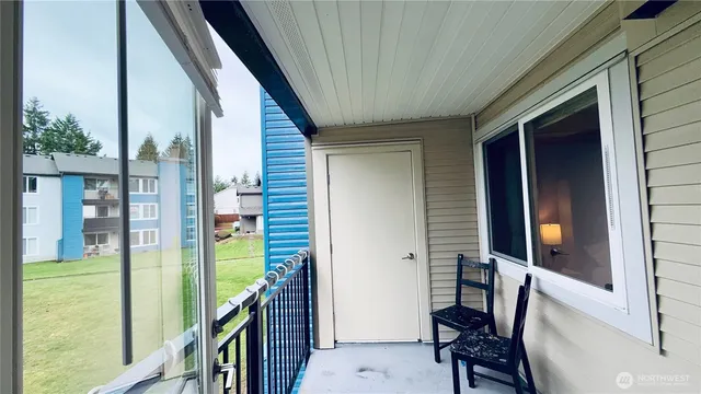 $270,000 | 26205 116th Avenue Southeast, Unit A203, Kent, WA 98030