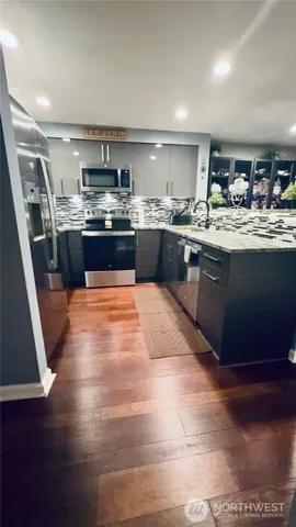 $270,000 | 26205 116th Avenue Southeast, Unit A203, Kent, WA 98030