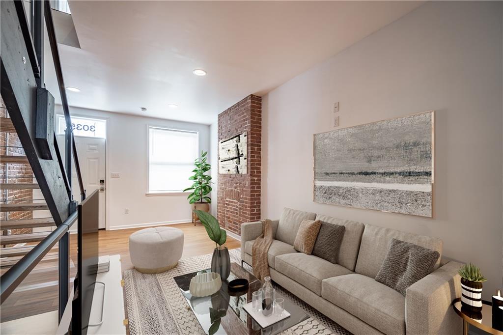 3035 Spring Way Pittsburgh, PA 15201 - Photo 3 of 24 Gallery Image 3
