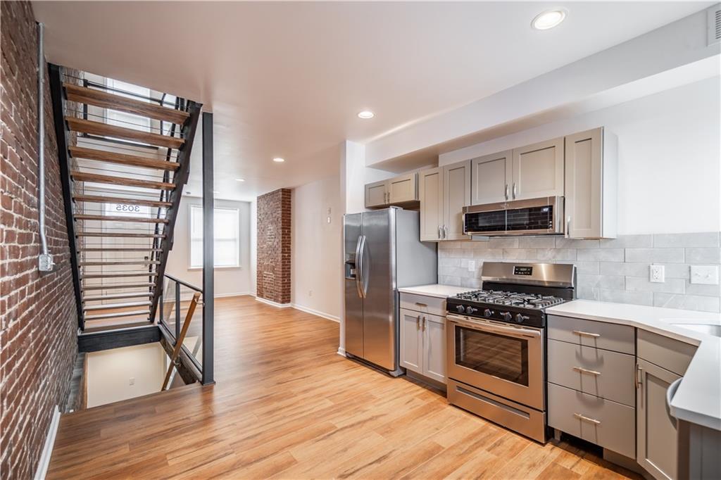 3035 Spring Way Pittsburgh, PA 15201 - Photo 10 of 24 Gallery Image 10