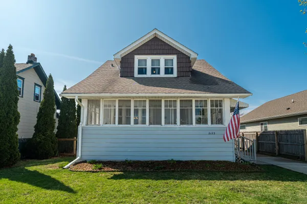 $275,000 | 2123 27th Street, Kenosha, WI 53140