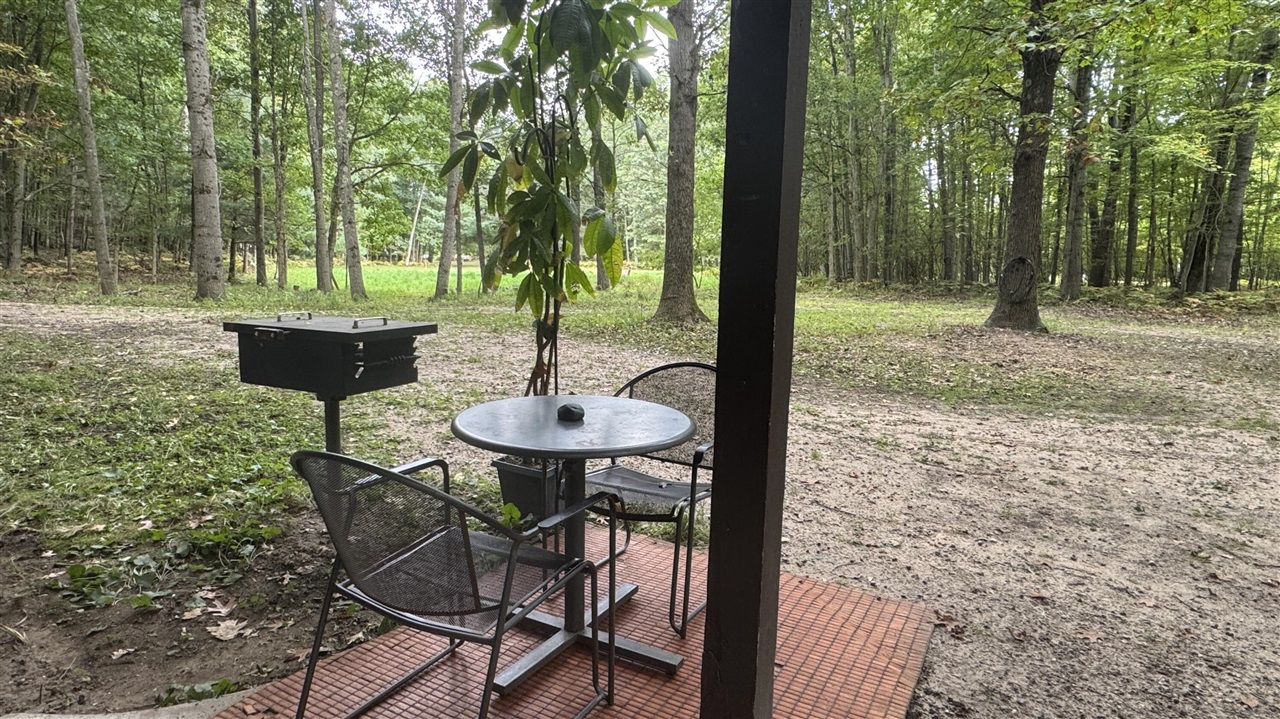 2404 Bialik Road Manistee, MI 49660 - Photo 12 of 20