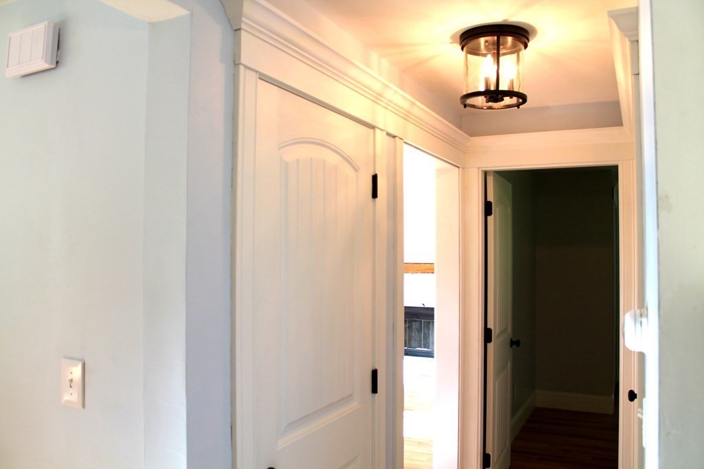 38 Eldor Drive Walpole, MA 02071 - Photo 5 of 39