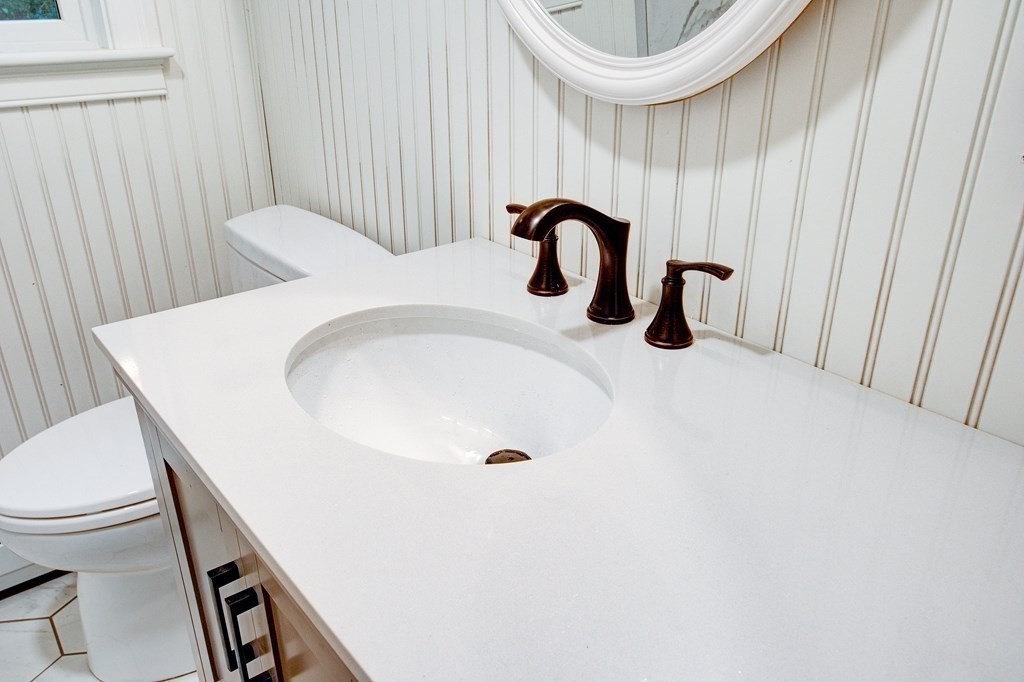 38 Eldor Drive Walpole, MA 02071 - Photo 10 of 39