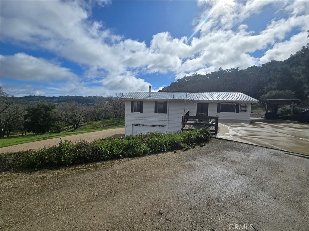 7330 Gage Irving Road Paso Robles, CA 93446 - Photo 2 of 30