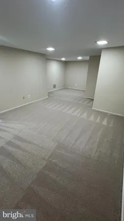 an empty room with a empty space