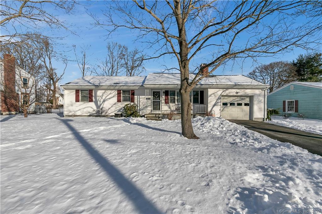 Welcome to 10 Captains Walk!