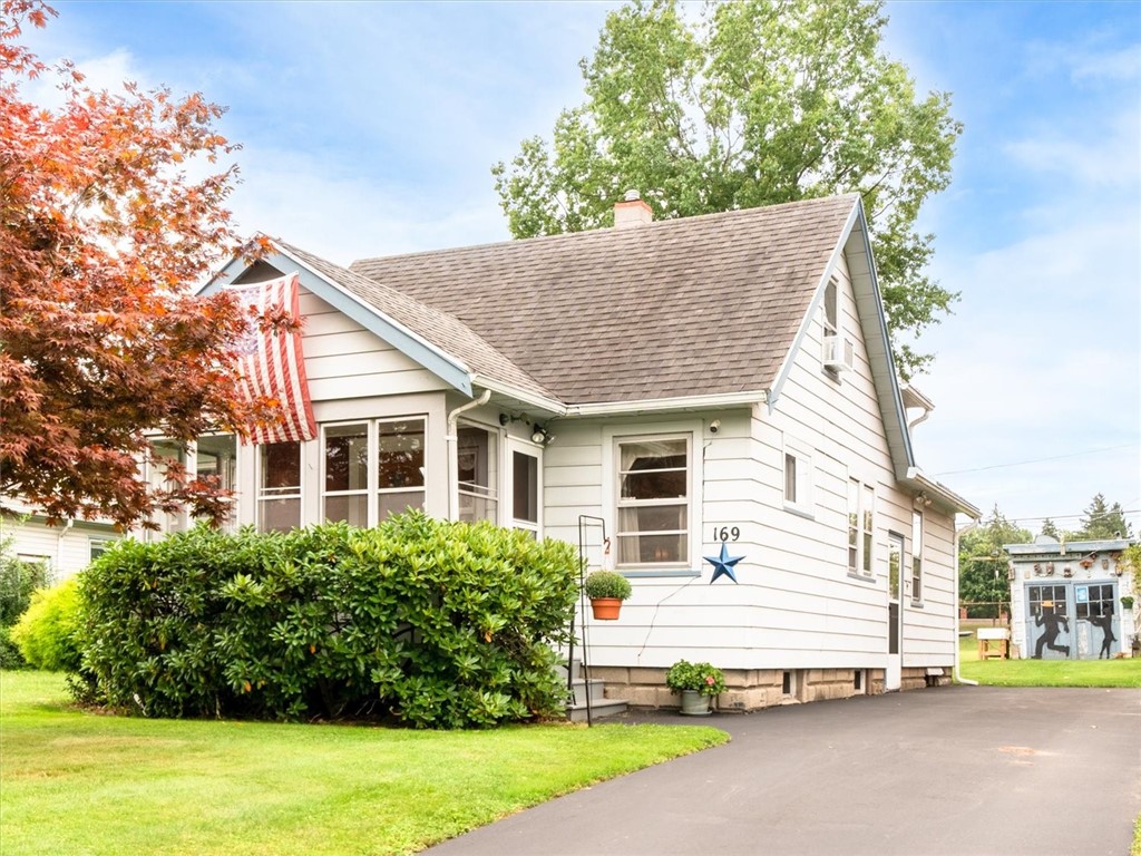 169 Cinnabar Road Irondequoit, NY 14617 - Photo 1 of 1 Gallery Image 1