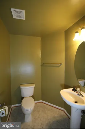 $3,500 | 12010 Lynford Lane, Fairfax, VA 22030