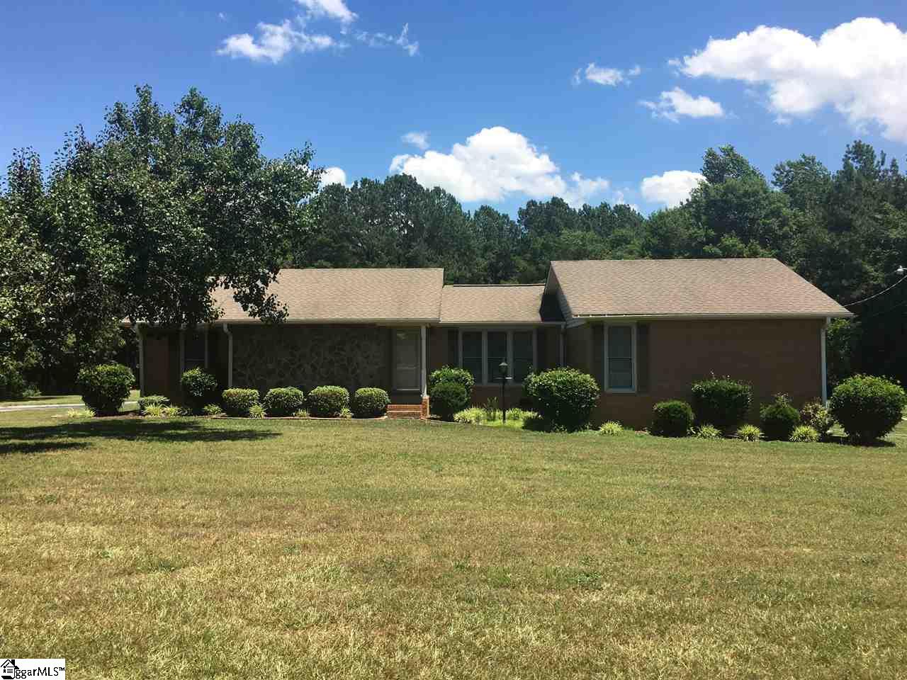 473 Neely Ferry Road Gray Court, SC 29645 - Photo 1 of 25