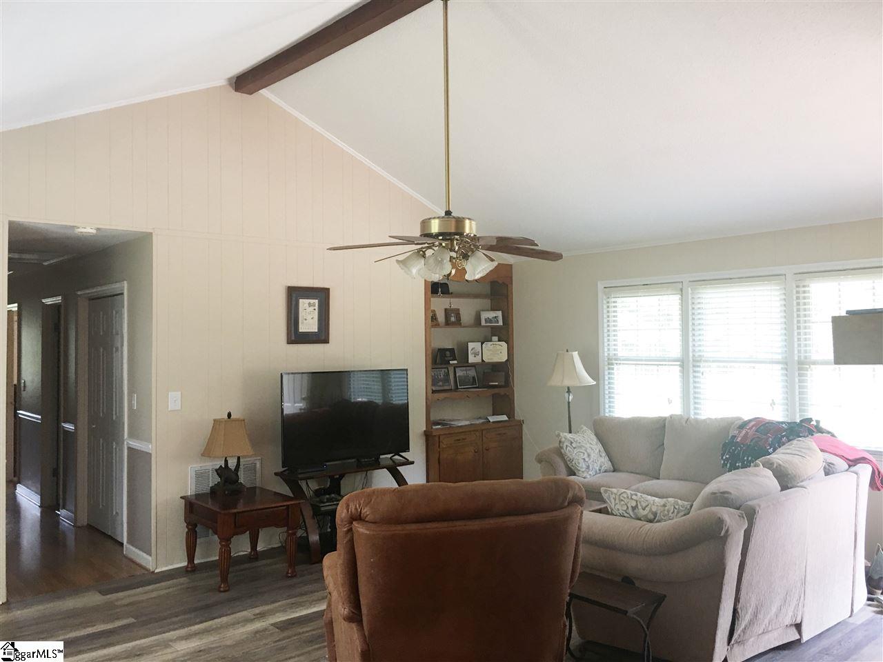 473 Neely Ferry Road Gray Court, SC 29645 - Photo 13 of 25