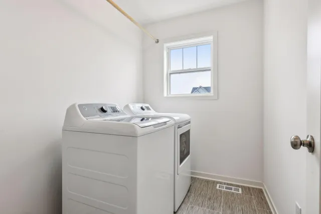 $585,000 | 146 Maple Terrace, Waconia, MN 55387