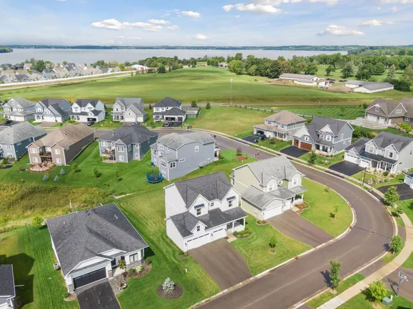 $520,000 | 146 Maple Terrace, Waconia, MN 55387