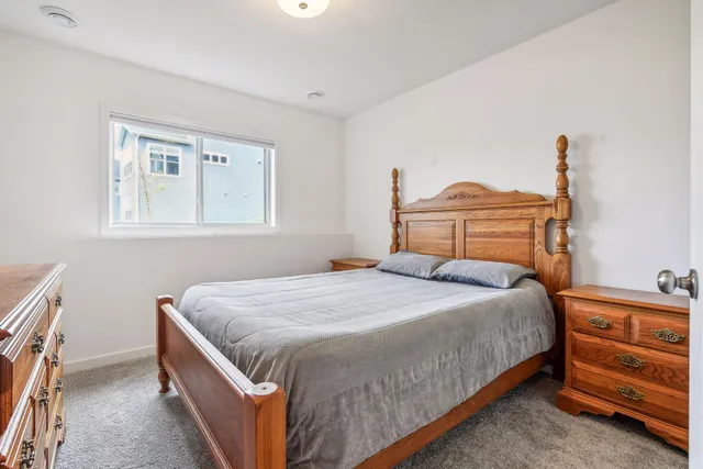 $585,000 | 146 Maple Terrace, Waconia, MN 55387