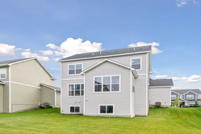 $585,000 | 146 Maple Terrace, Waconia, MN 55387