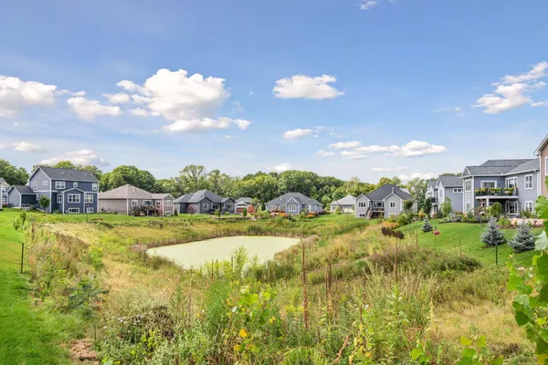 $569,900 | 146 Maple Terrace, Waconia, MN 55387