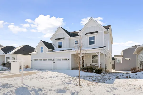 $520,000 | 146 Maple Terrace, Waconia, MN 55387