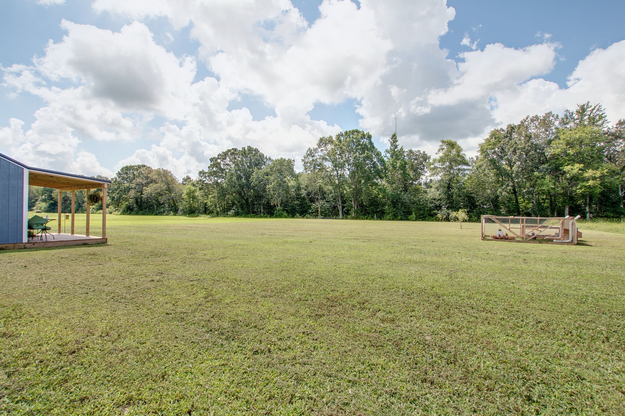 84 Houston Bell Road Manchester, TN 37355 - Photo 33 of 36 a view of a field with sitting area