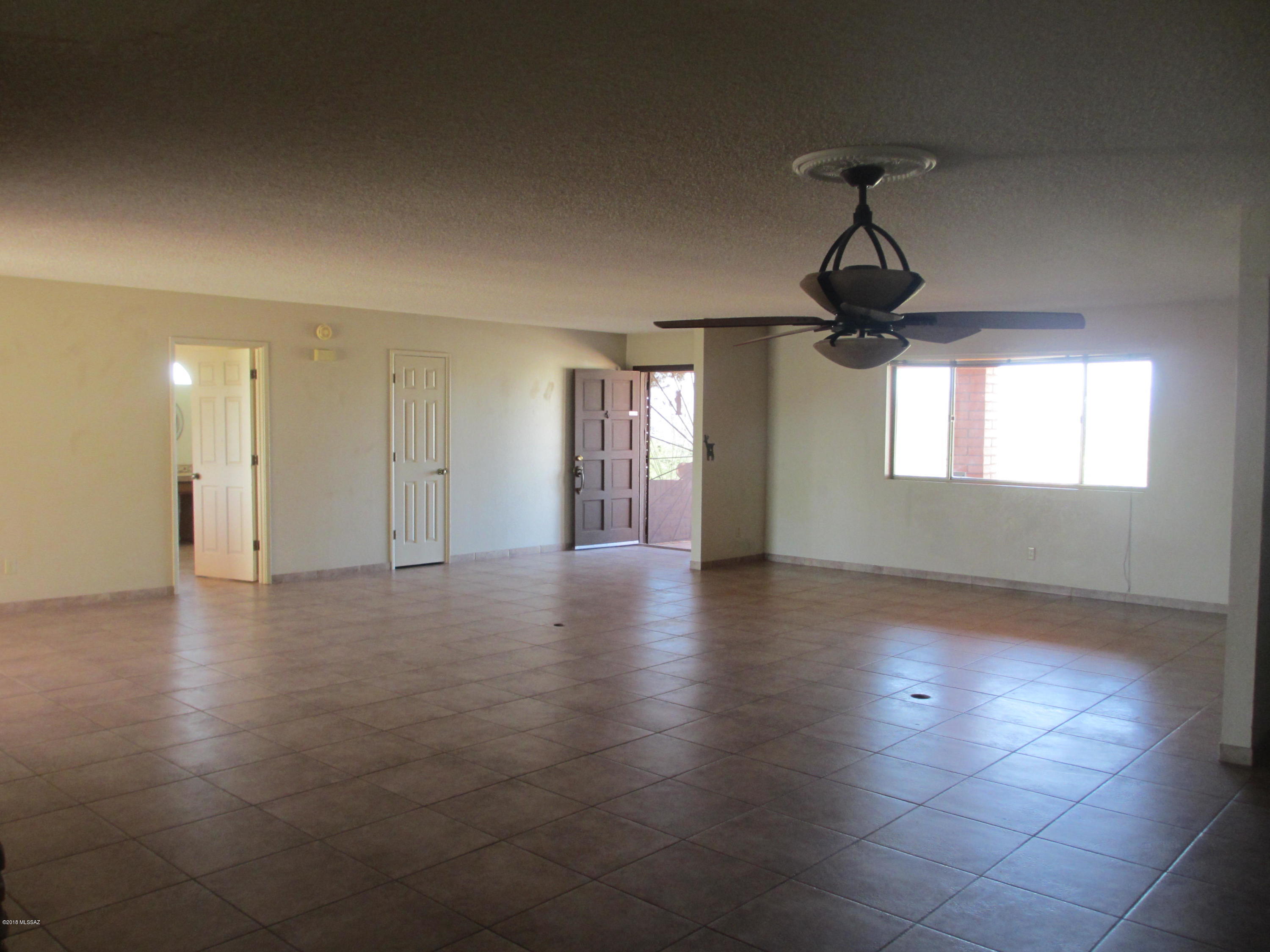 1248 Circulo Aguilar Rio Rico, AZ 85648 - Photo 18 of 41