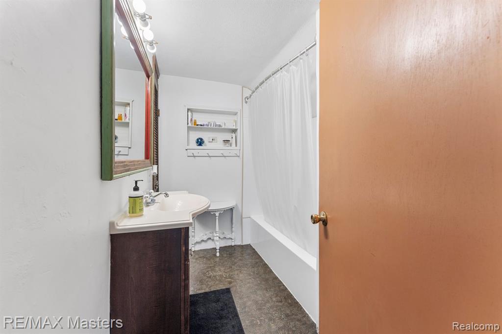 3337 Will Carleton Road Flat Rock, MI 48134 - Photo 19 of 24