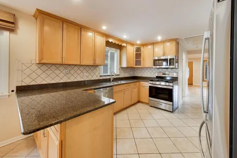 $579,900 | 2972 South Loomis Street, Chicago, IL 60608