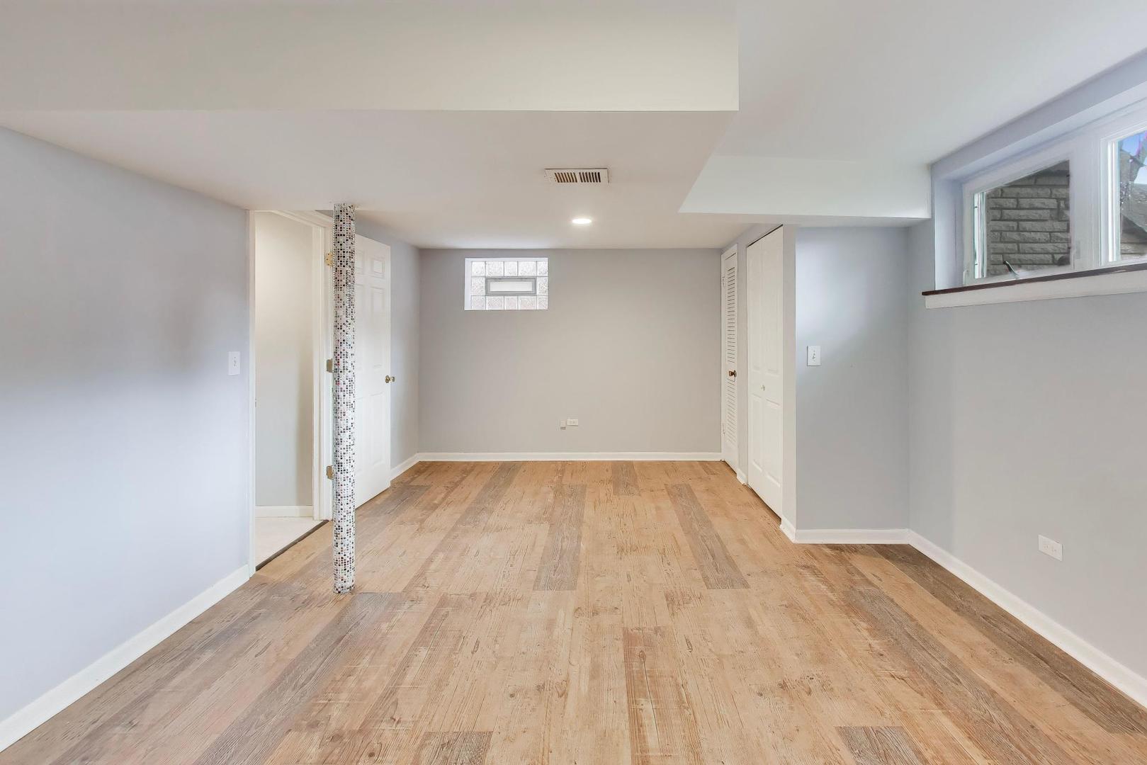 2972 South Loomis Street Chicago, IL 60608 - Photo 32 of 42