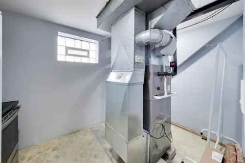 $579,900 | 2972 South Loomis Street, Chicago, IL 60608